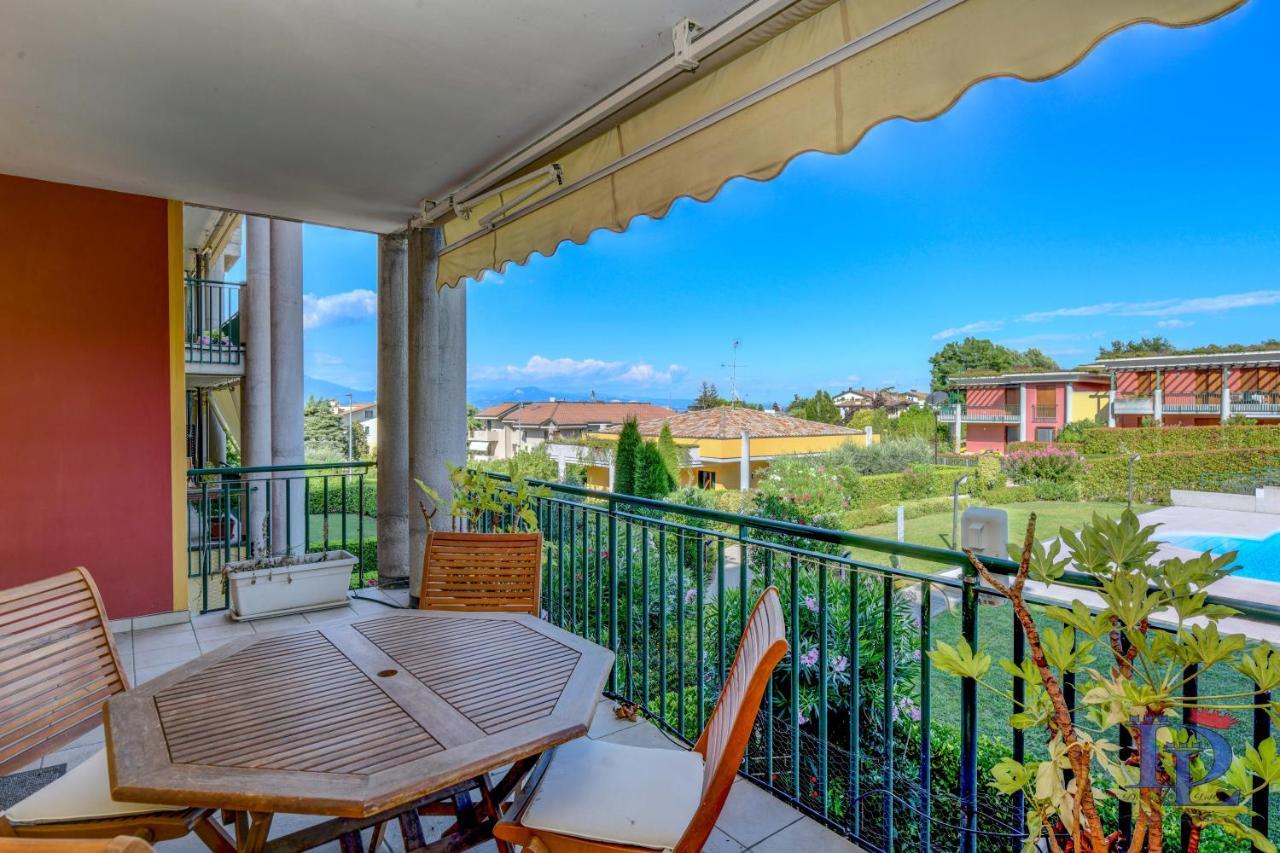 Desenzanoloft Official Partner Marriott Homes & Villas -Butterfly And 5 Pools Family Apartment Desenzano del Garda Dış mekan fotoğraf