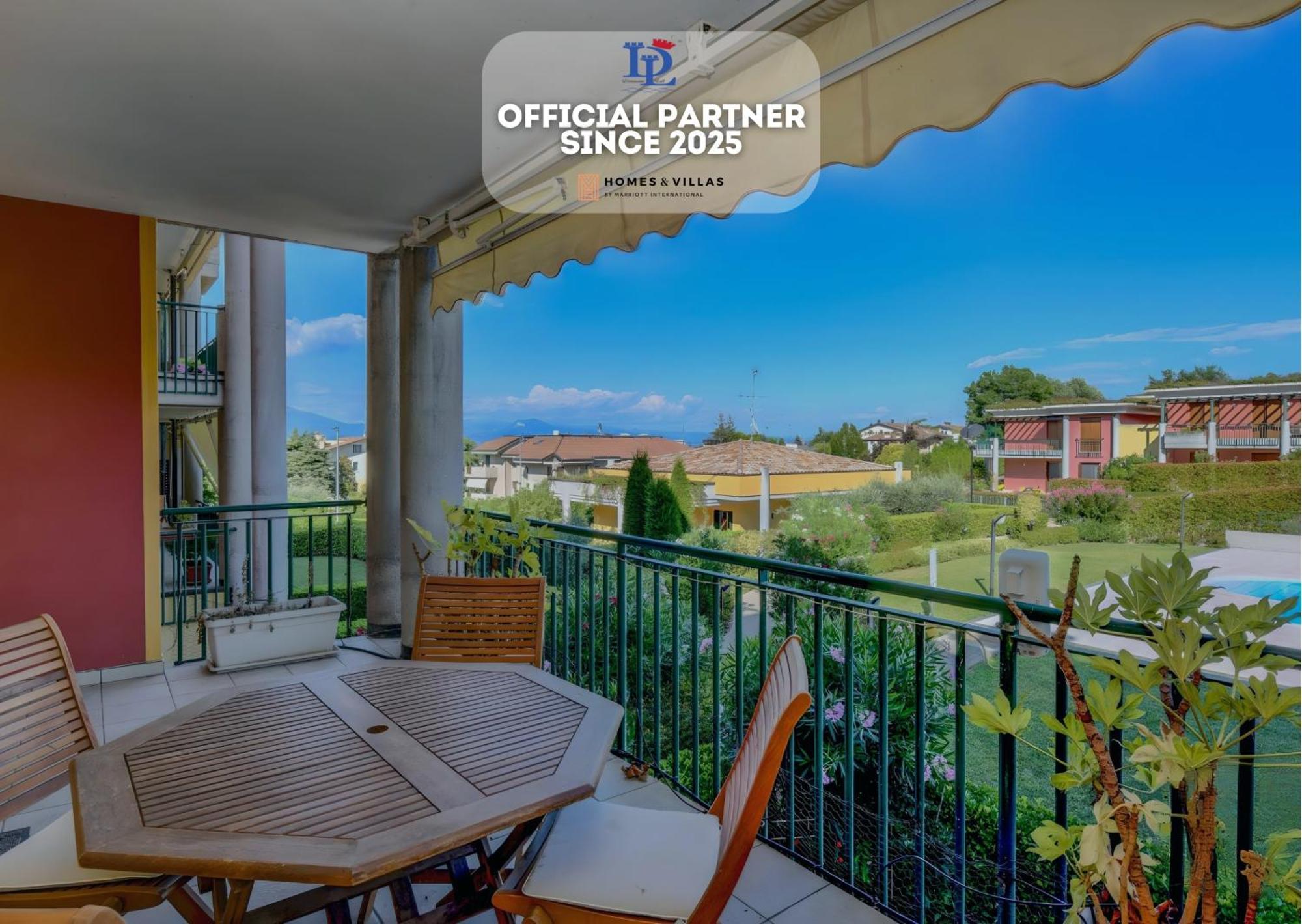 Desenzanoloft Official Partner Marriott Homes & Villas -Butterfly And 5 Pools Family Apartment Desenzano del Garda Dış mekan fotoğraf